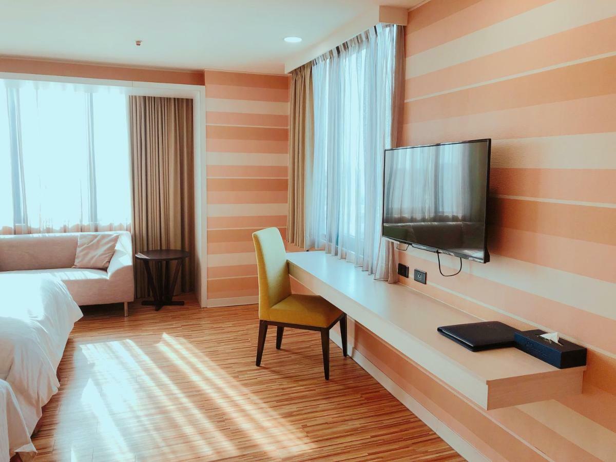 Wemeet Hotel Pingtung Eksteriør bilde