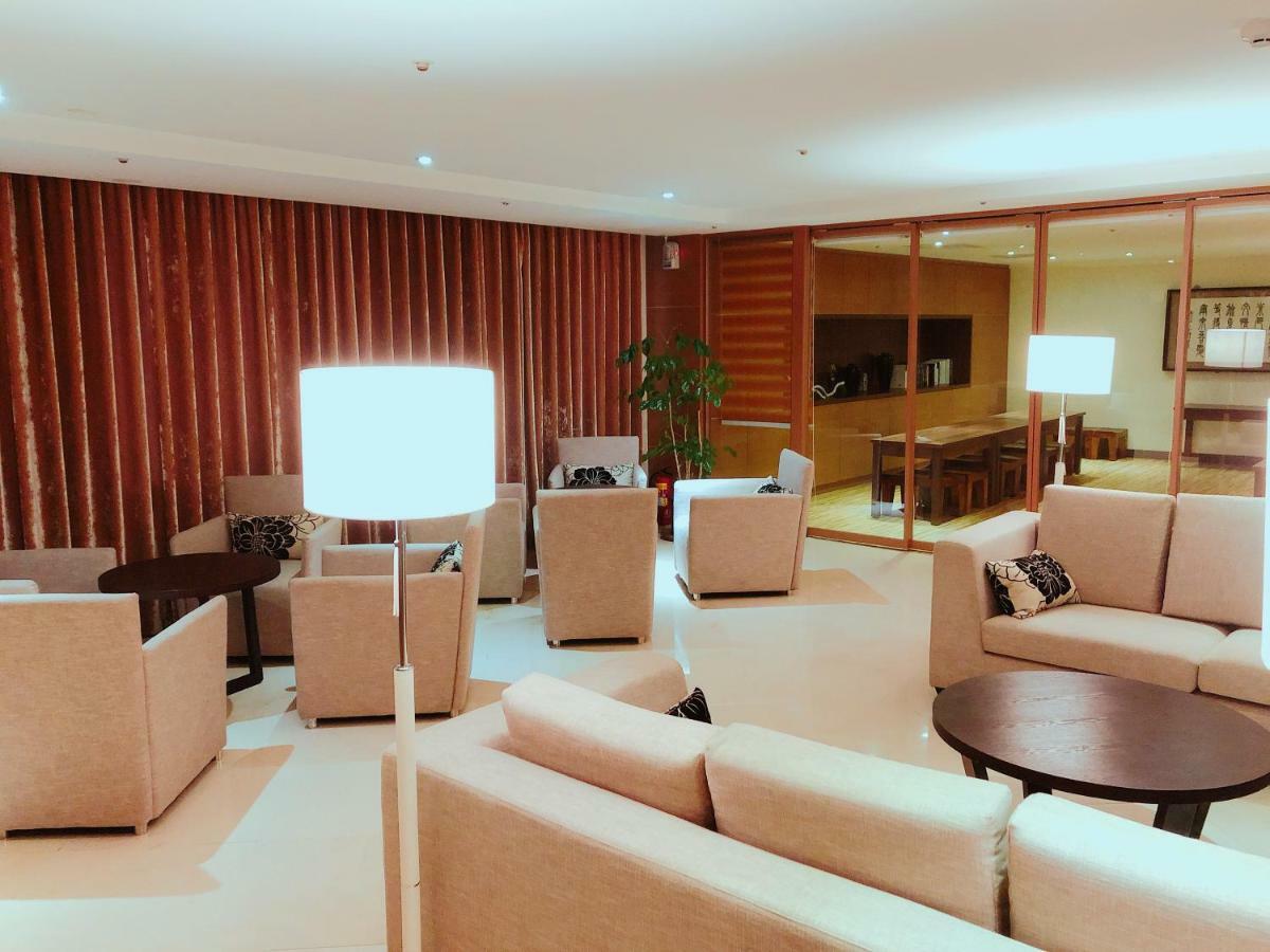 Wemeet Hotel Pingtung Eksteriør bilde