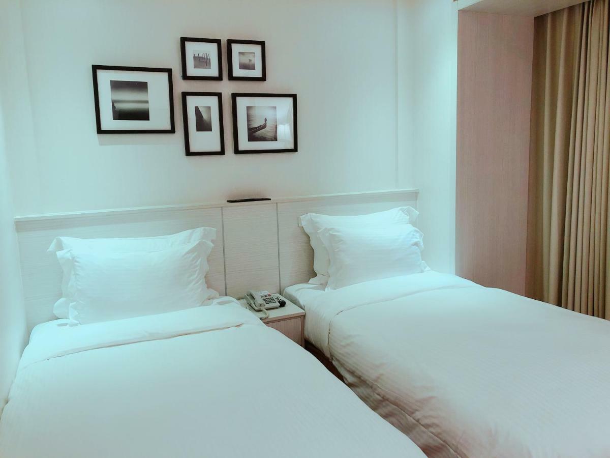 Wemeet Hotel Pingtung Eksteriør bilde